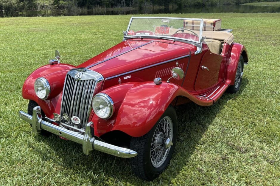 1955 MG TF sold for $27,500