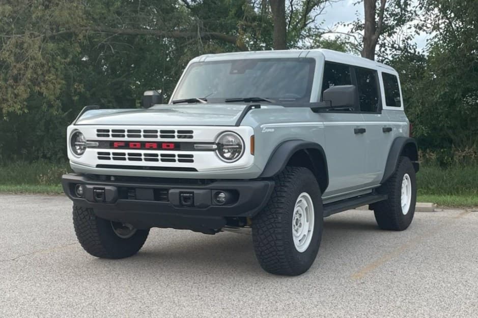 2024 Ford Bronco U725 sold for $42,500