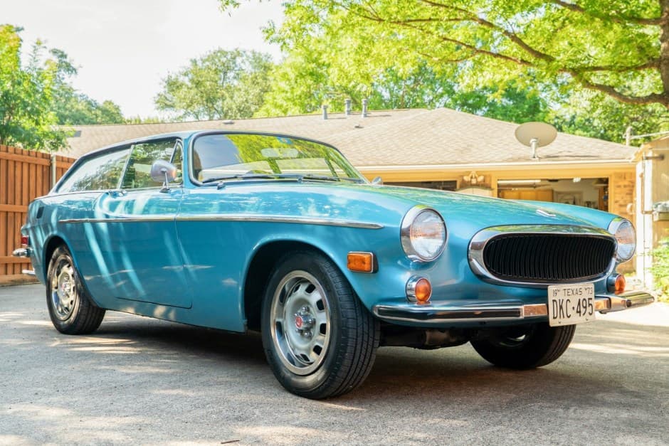 1973 Volvo 1800ES sold for $22,000