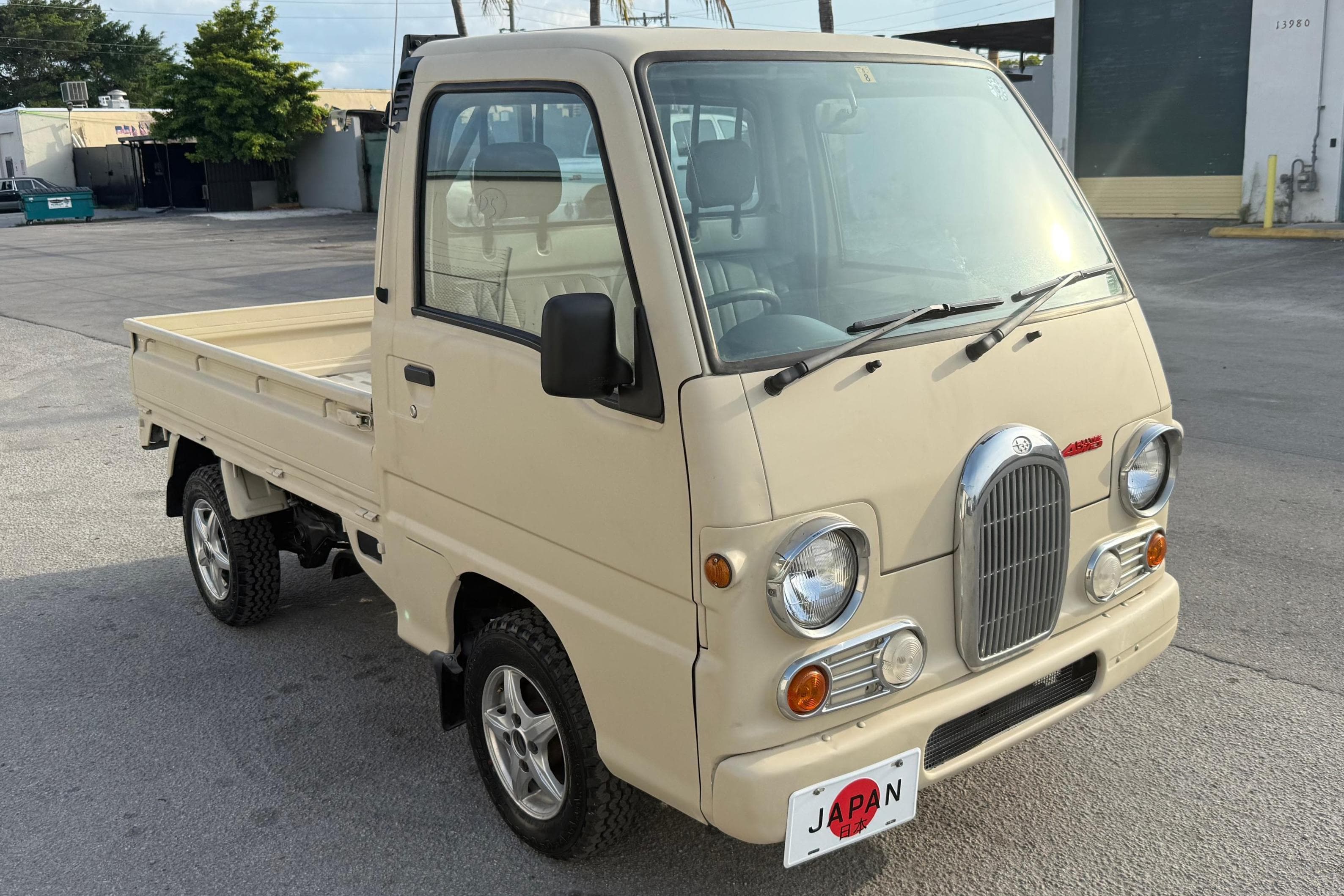 1998 Subaru Sambar sold for $10,250