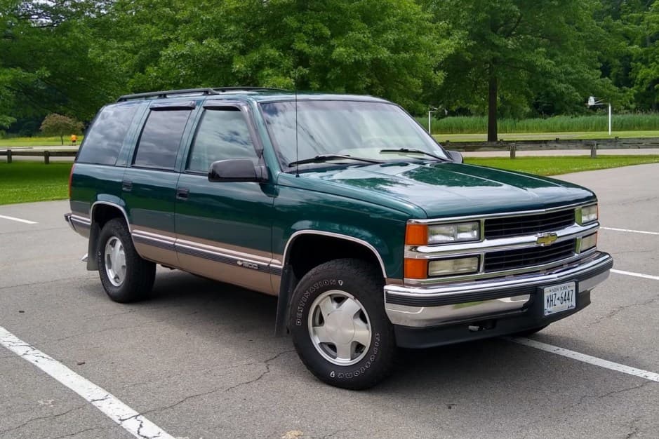 1996 Chevrolet Tahoe GMT400 sold for $14,250