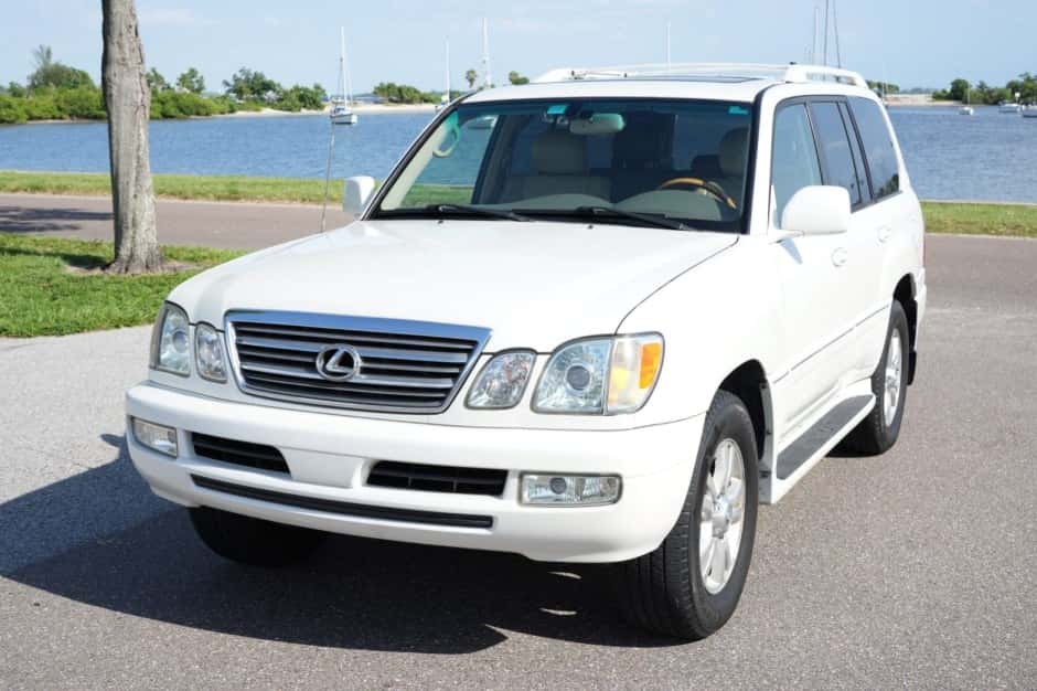 2004 Lexus LX470 sold for $13,000