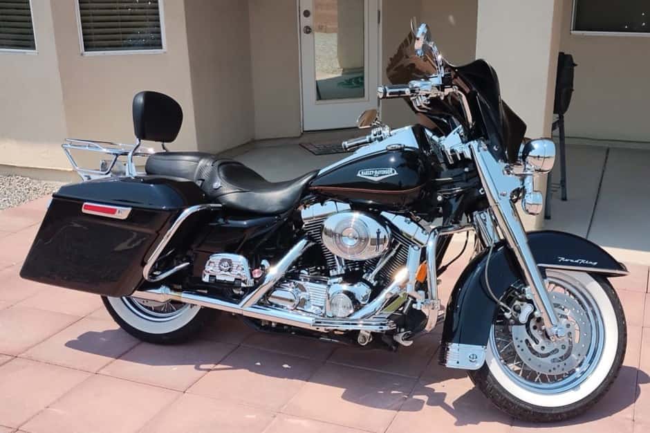 2002 Harley-Davidson Touring sold for $0