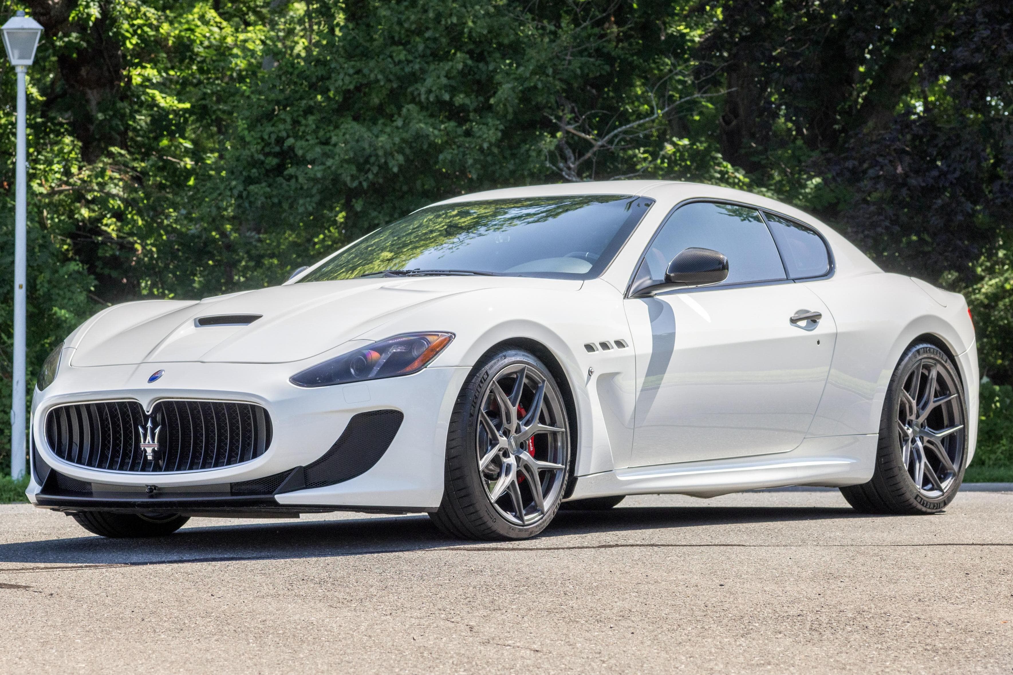 2016 Maserati GranTurismo sold for $40,250