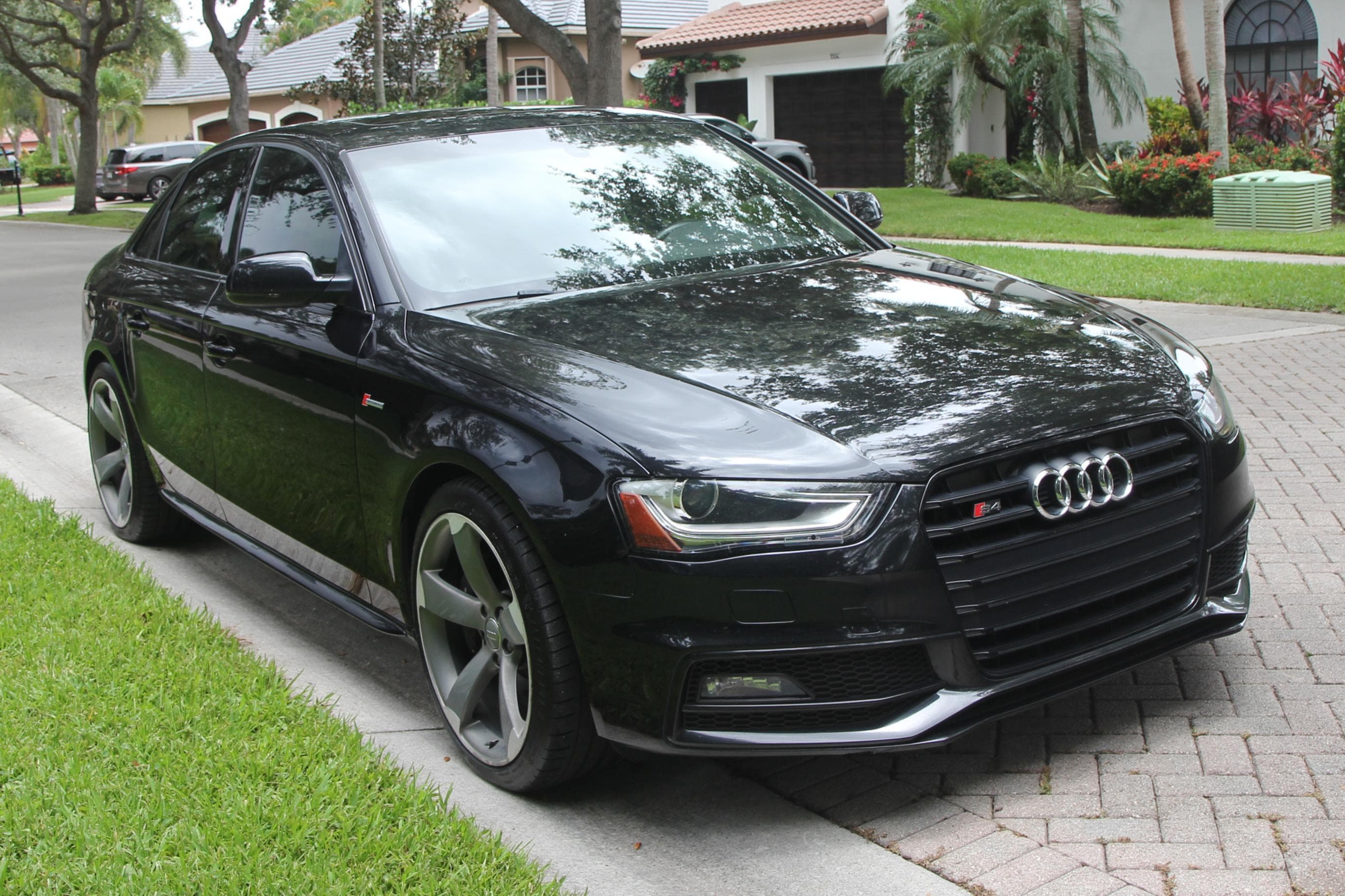 2014 Audi B8 S4 sold for $16,000