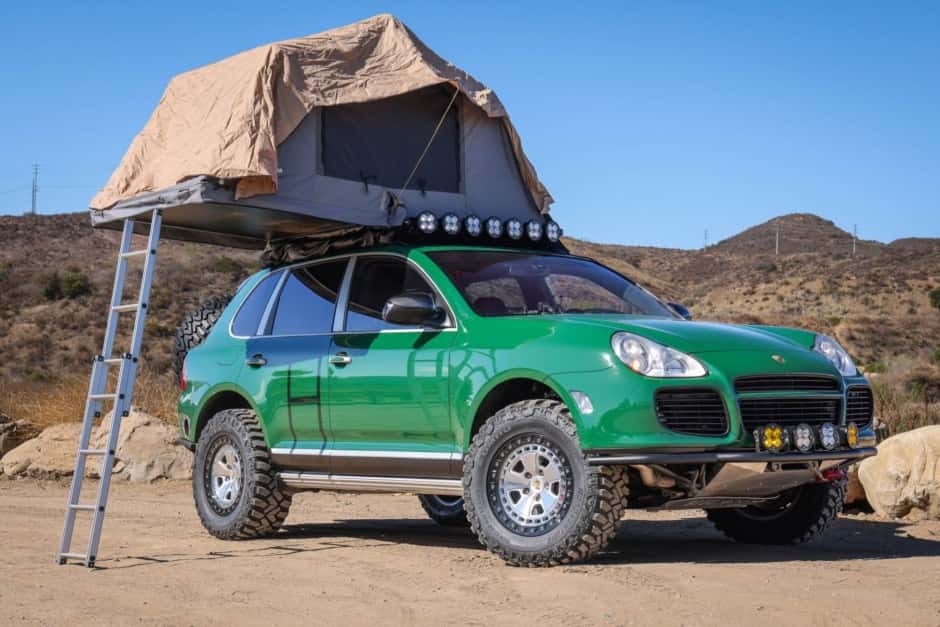 2006 Porsche 955/957 Cayenne (2003-2010) sold for $37,000