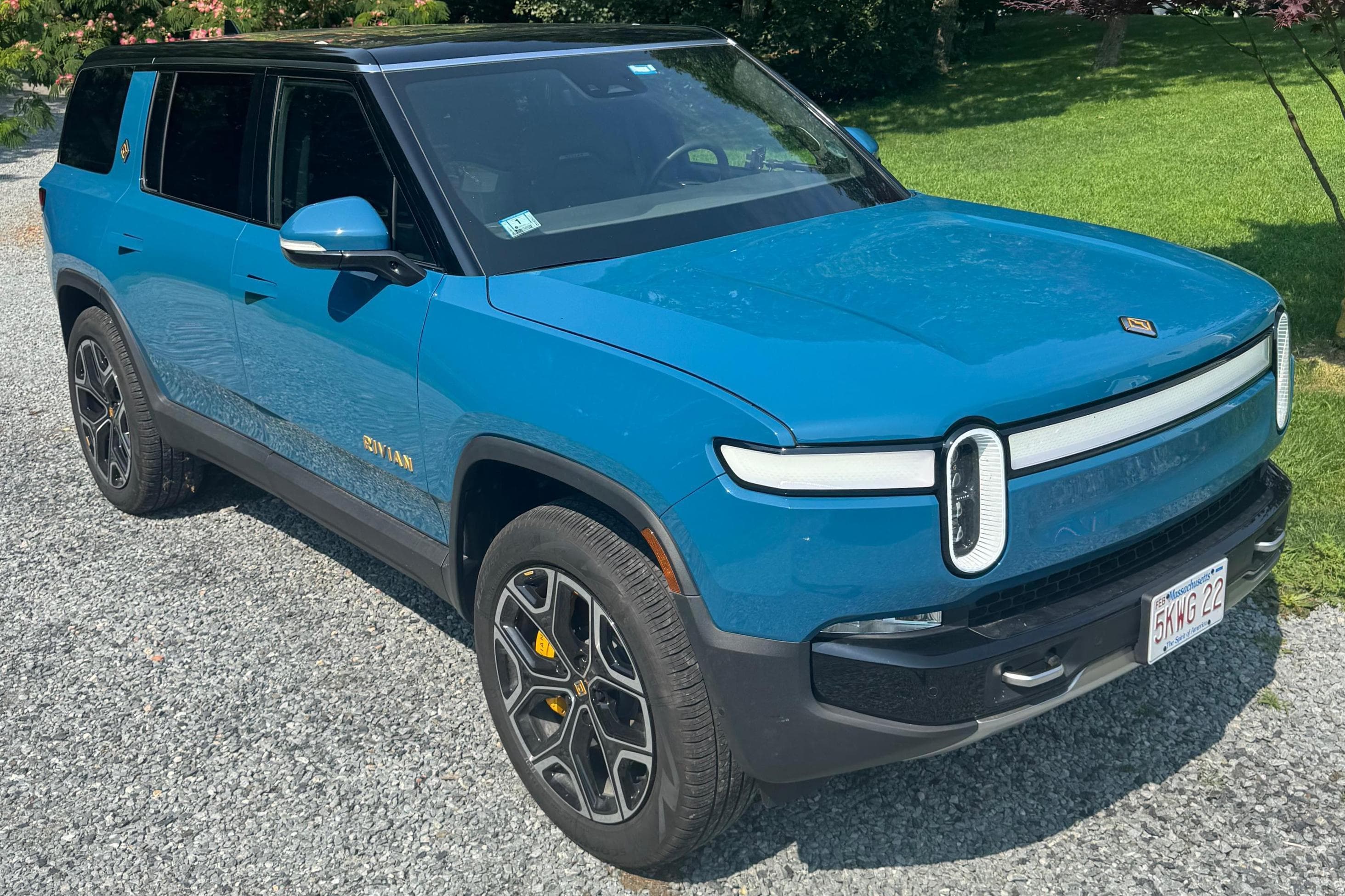 2023 Rivian R1S sold for $60,055