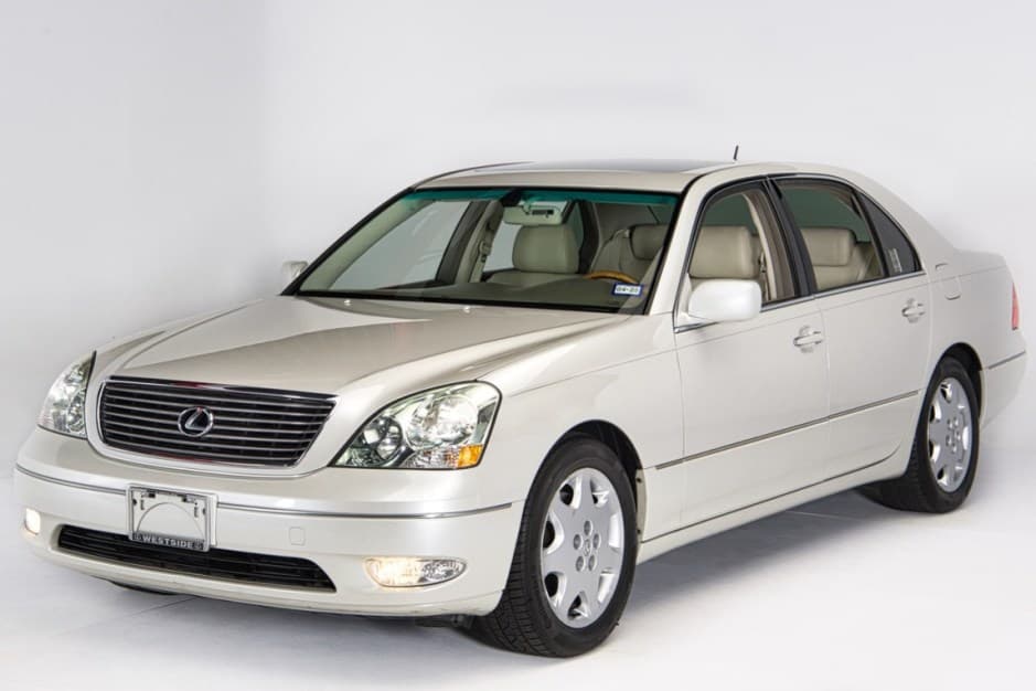2001 Lexus LS Sedan sold for $8,300