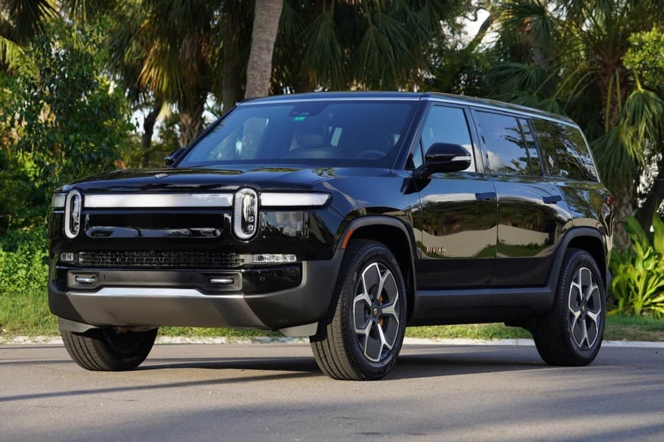 2023 Rivian R1S sold for $60,500