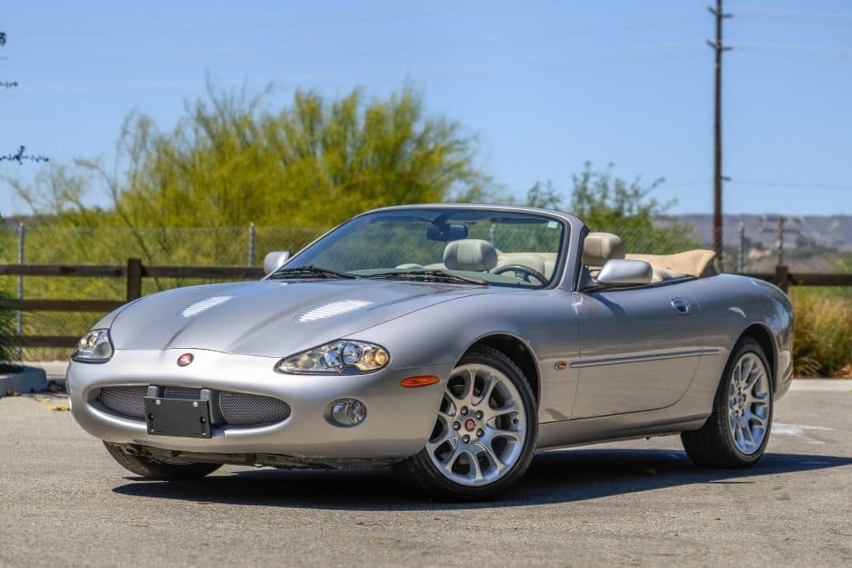 2001 Jaguar XKR sold for $10,850