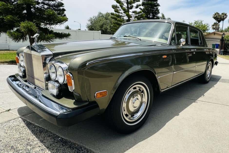1974 Rolls-Royce SY Silver Shadow & Silver Wraith II sold for $12,250