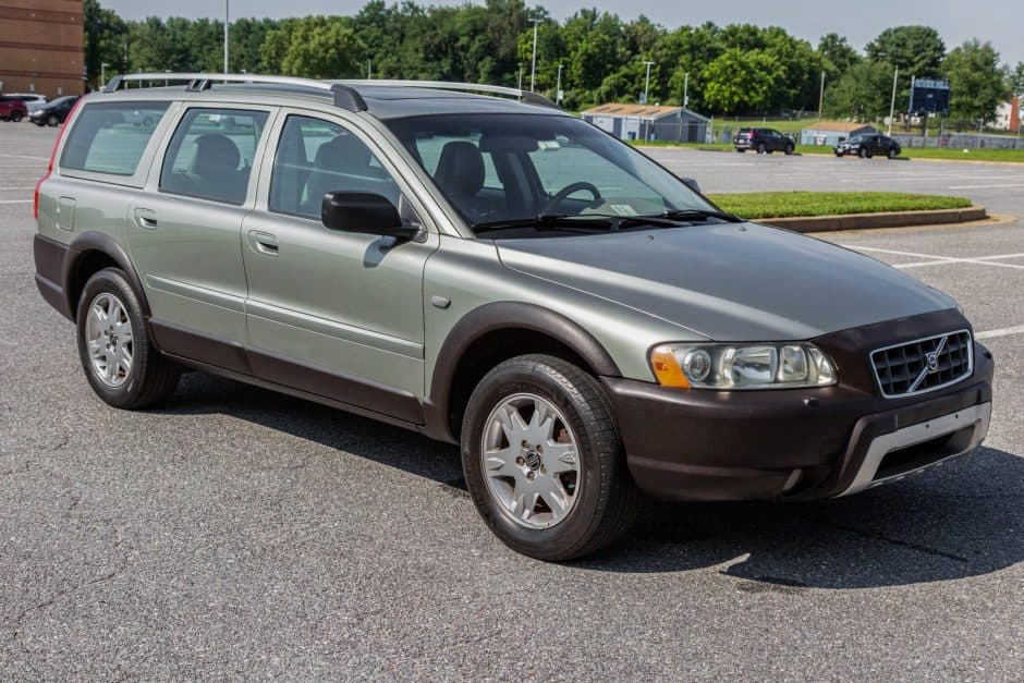 2006 Volvo XC70 sold for $5,200