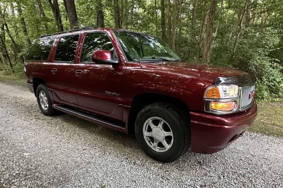 2001 GMC Yukon GMT800 sold for $22,500