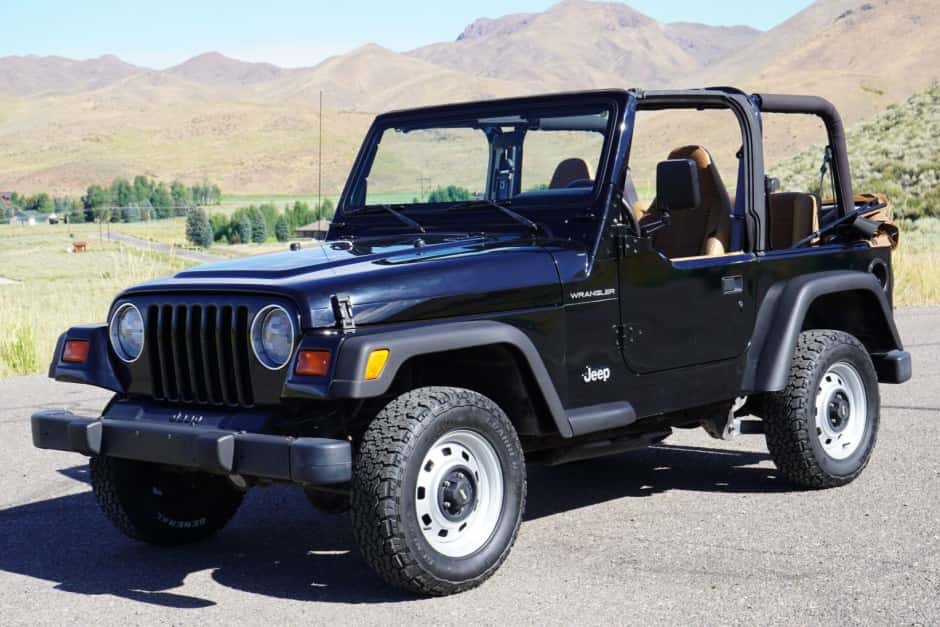1998 Jeep Wrangler TJ (1997-2006) sold for $16,027