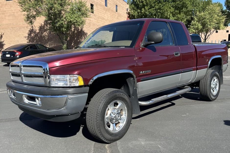 2001 Dodge Ram HD (1994-2002) sold for $29,000
