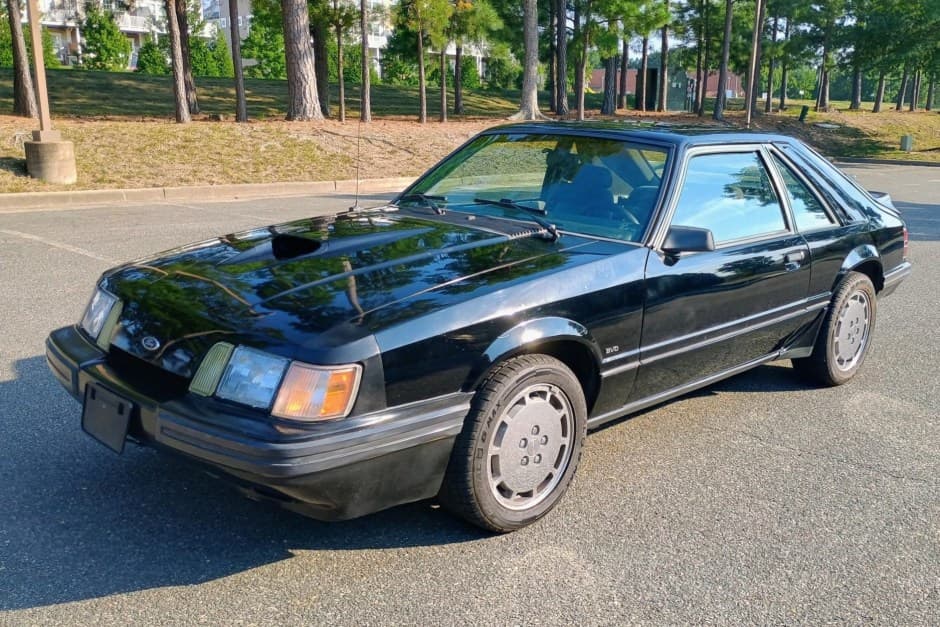 1986 Ford Fox-Body Mustang sold for $9,500