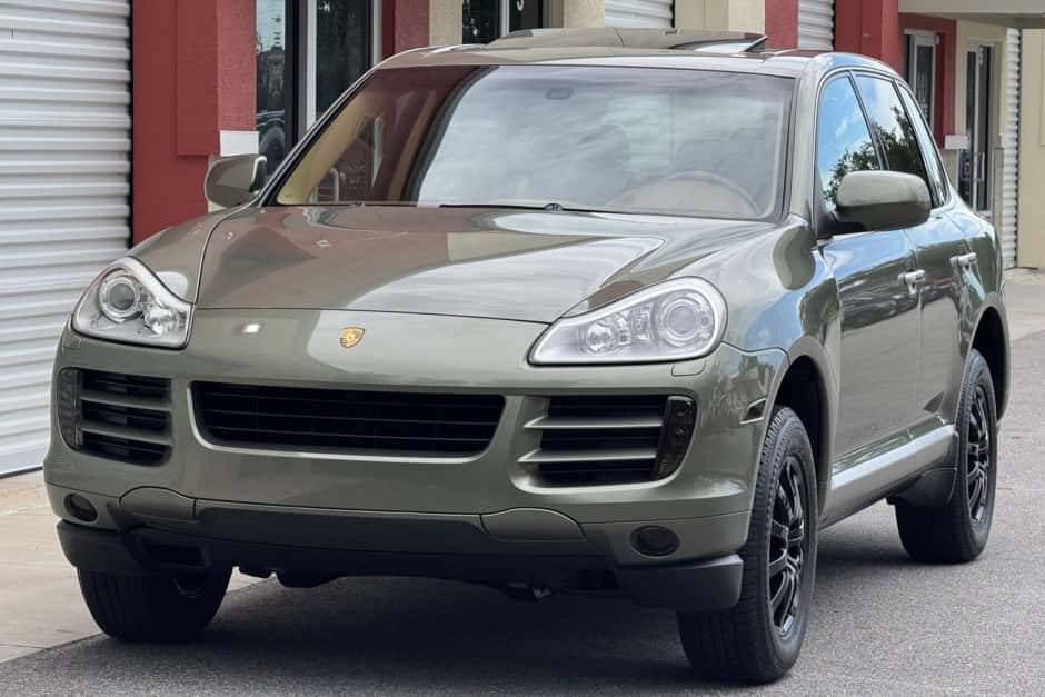 2008 Porsche 955/957 Cayenne (2003-2010) sold for $15,600