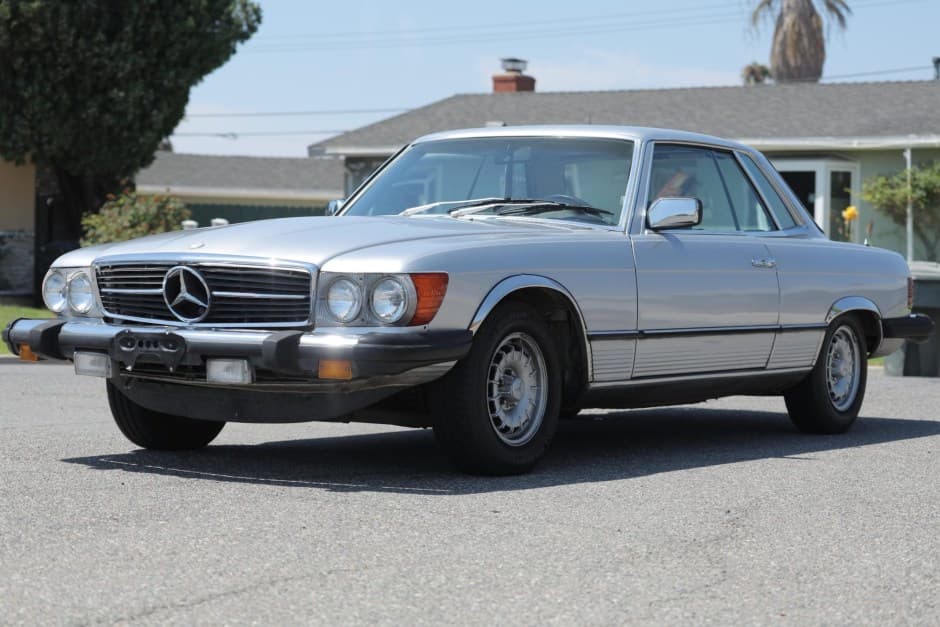 1980 Mercedes-Benz C107 SLC sold for $6,200