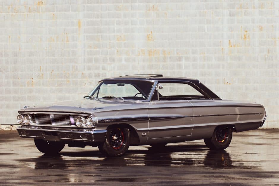 1964 Ford Galaxie sold for $27,427