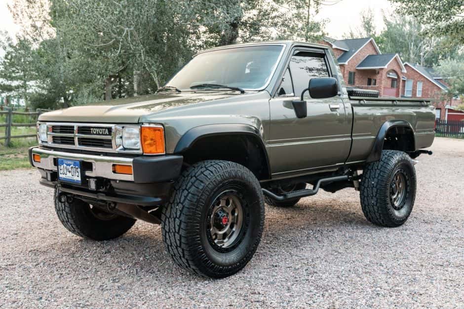 1987 Toyota Pickup (N50/N60/N70 1984-1988) sold for $25,251