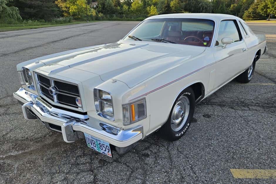 1979 Chrysler Cordoba sold for $12,250