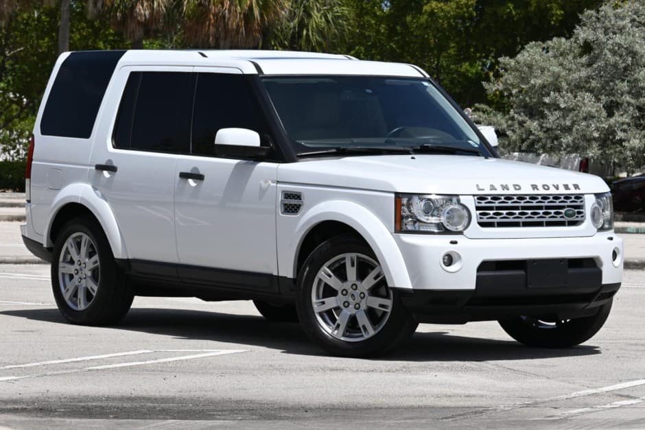 2011 Land Rover LR4 sold for $5,600