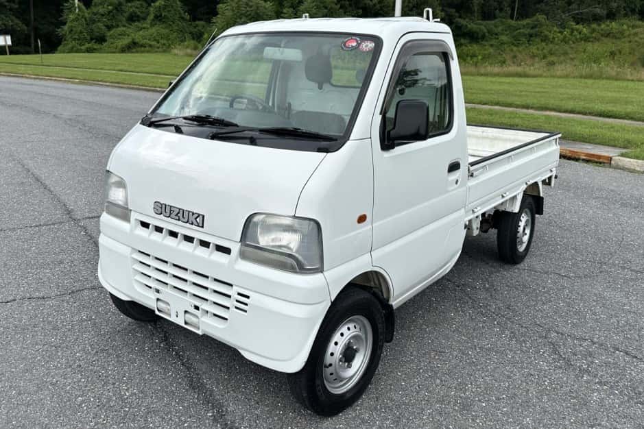 2000 Suzuki Carry sold for $6,500