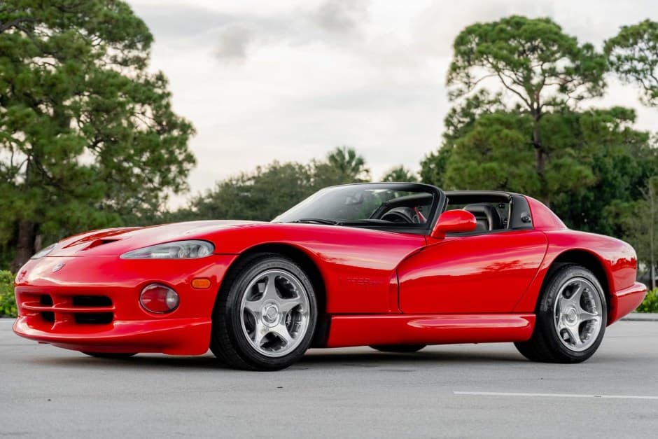 1998 Dodge Viper SR II (1996-2002) sold for $53,500