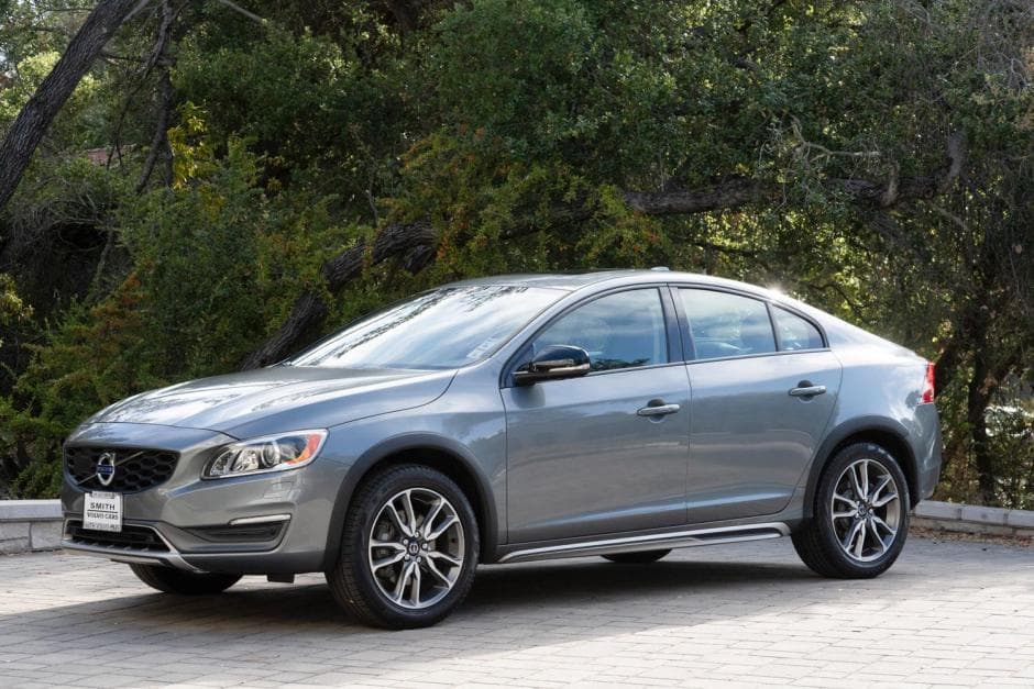 2016 Volvo S60 sold for $17,500