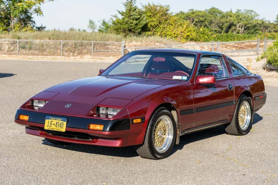 1984 Nissan Z31 300ZX sold for $16,000