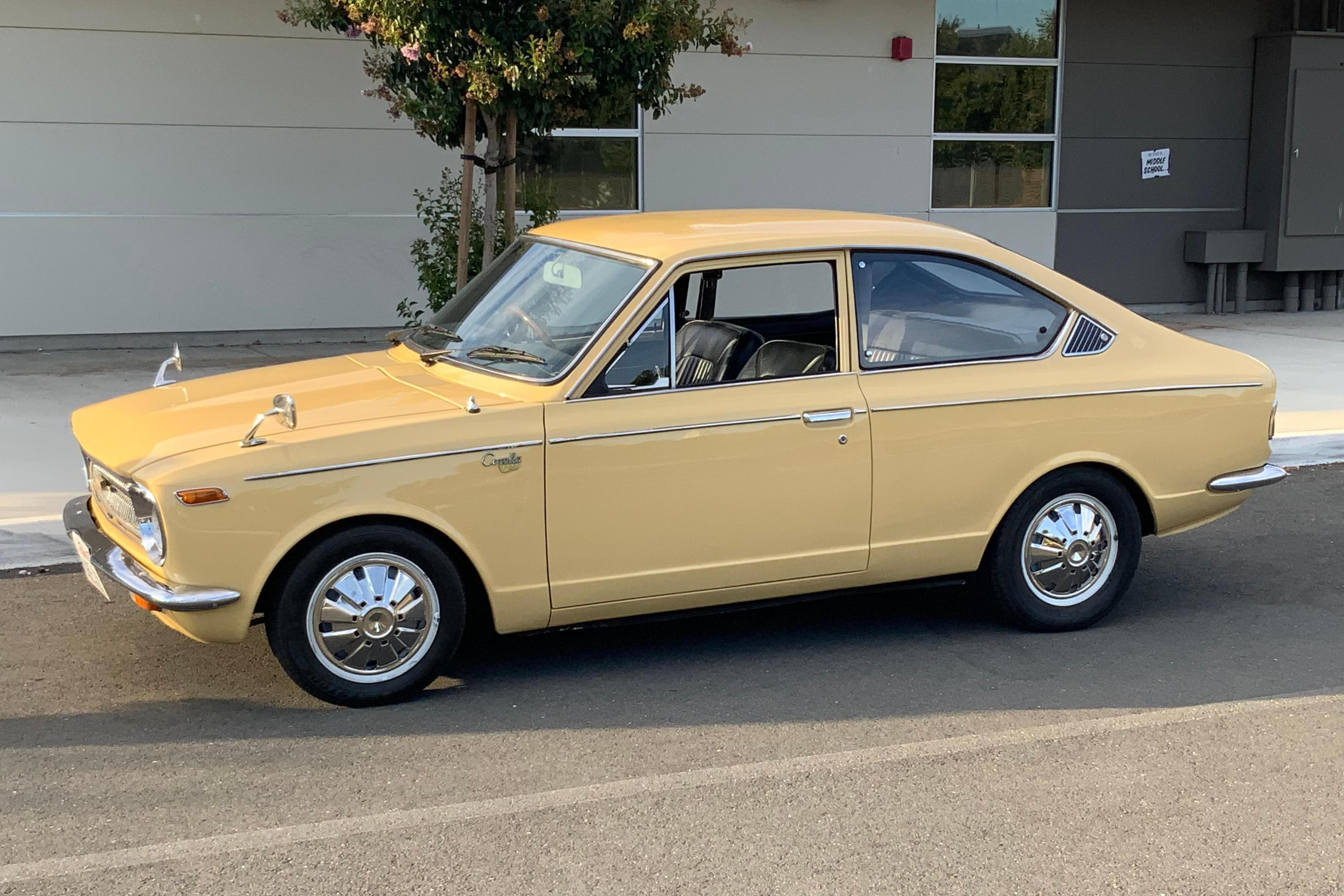 1970 Toyota Corolla sold for $10,100