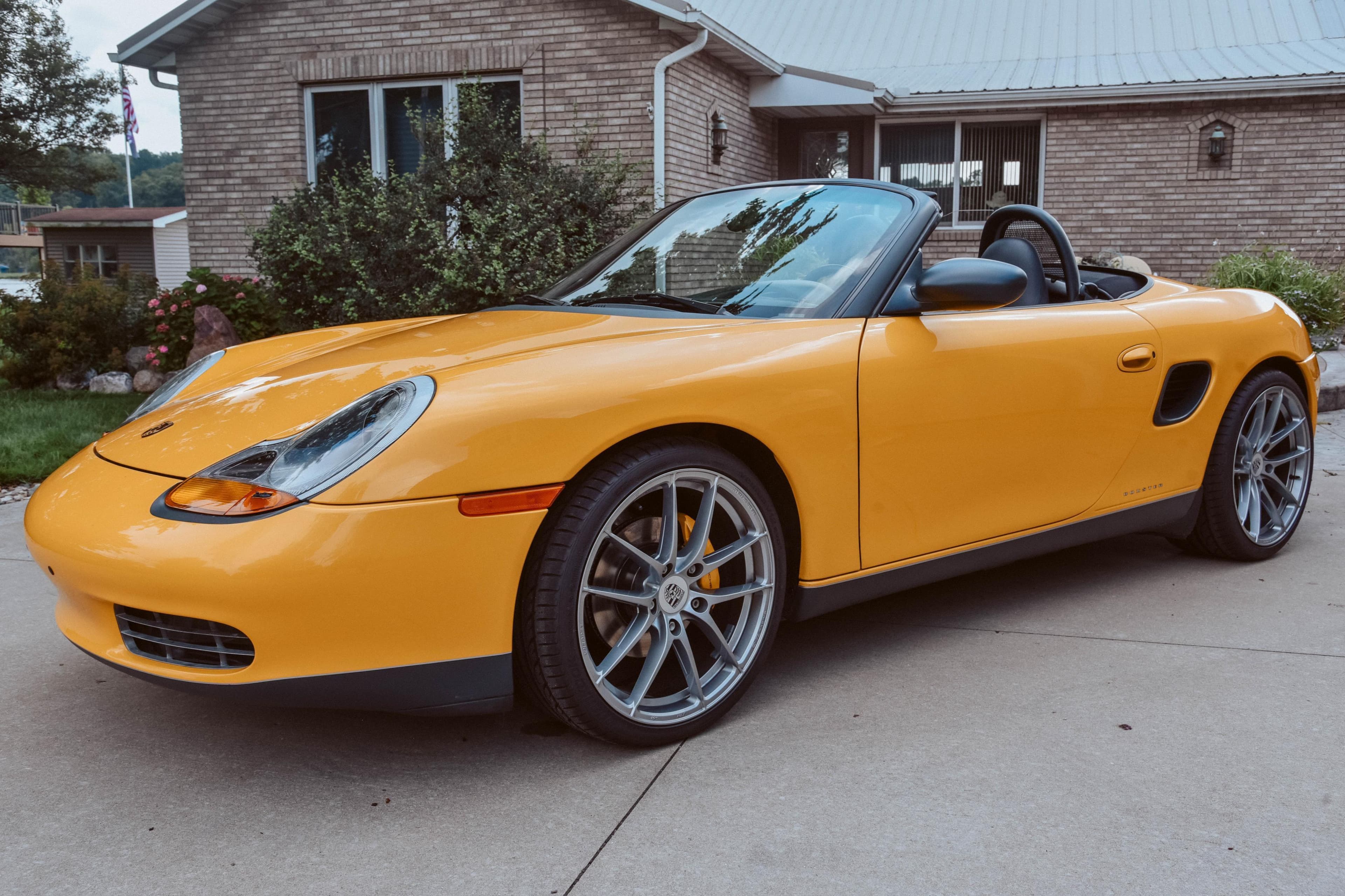 1997 Porsche 986 Boxster sold for $8,700