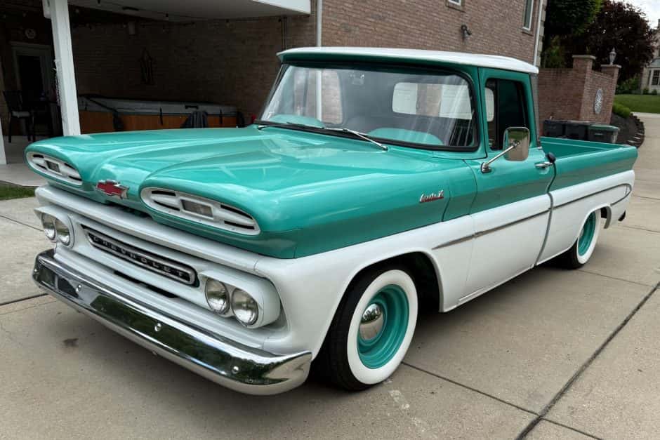 1961 Chevrolet C/K (1960-1966) sold for $31,000