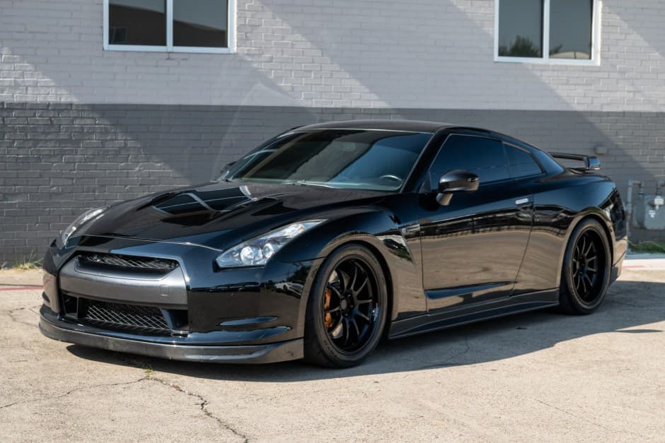 2010 Nissan GT-R R35 sold for $80,516