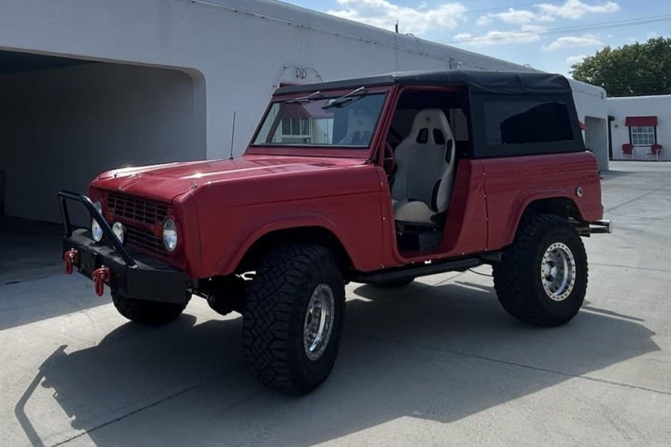 1968 Ford Bronco U13/U14/U15 1966-1977 sold for $22,000