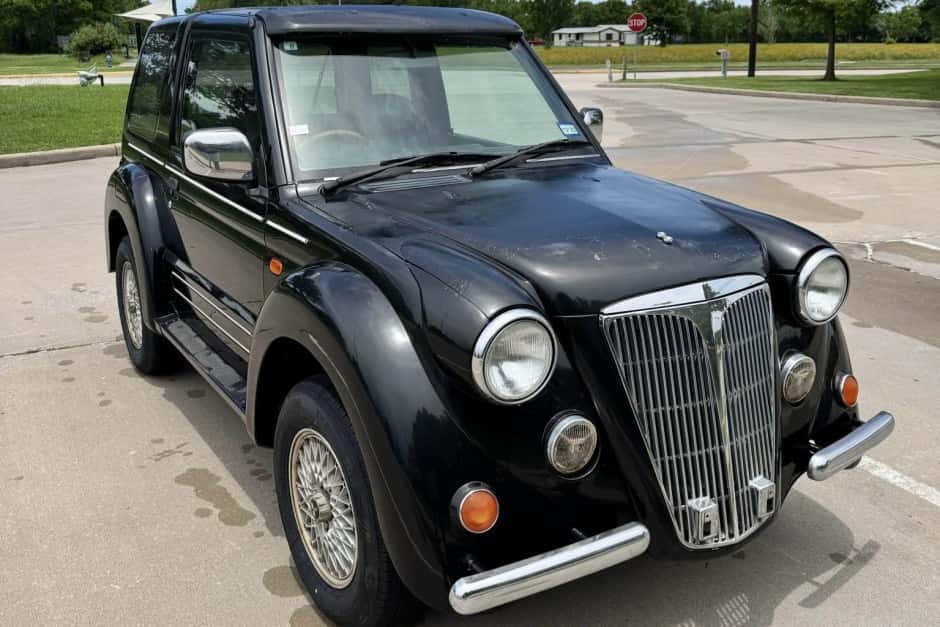 1998 Mitsubishi Pajero & Montero sold for $4,100