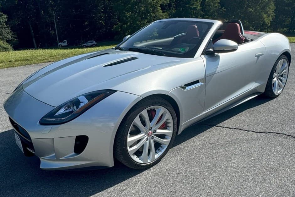 2015 Jaguar F-Type sold for $35,500