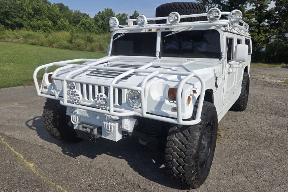 1996 Hummer H1 sold for $41,101