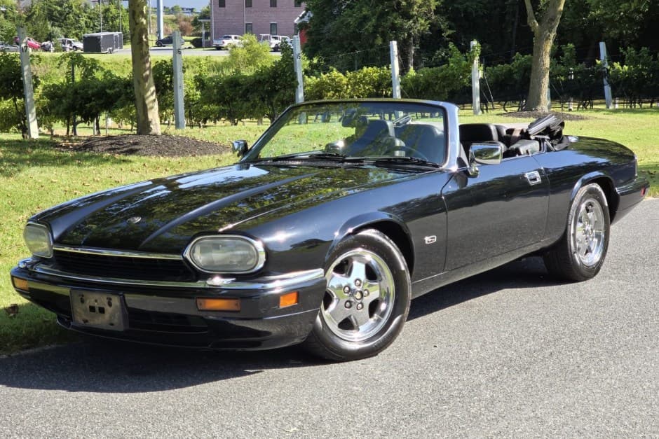 1994 Jaguar XJS sold for $16,000
