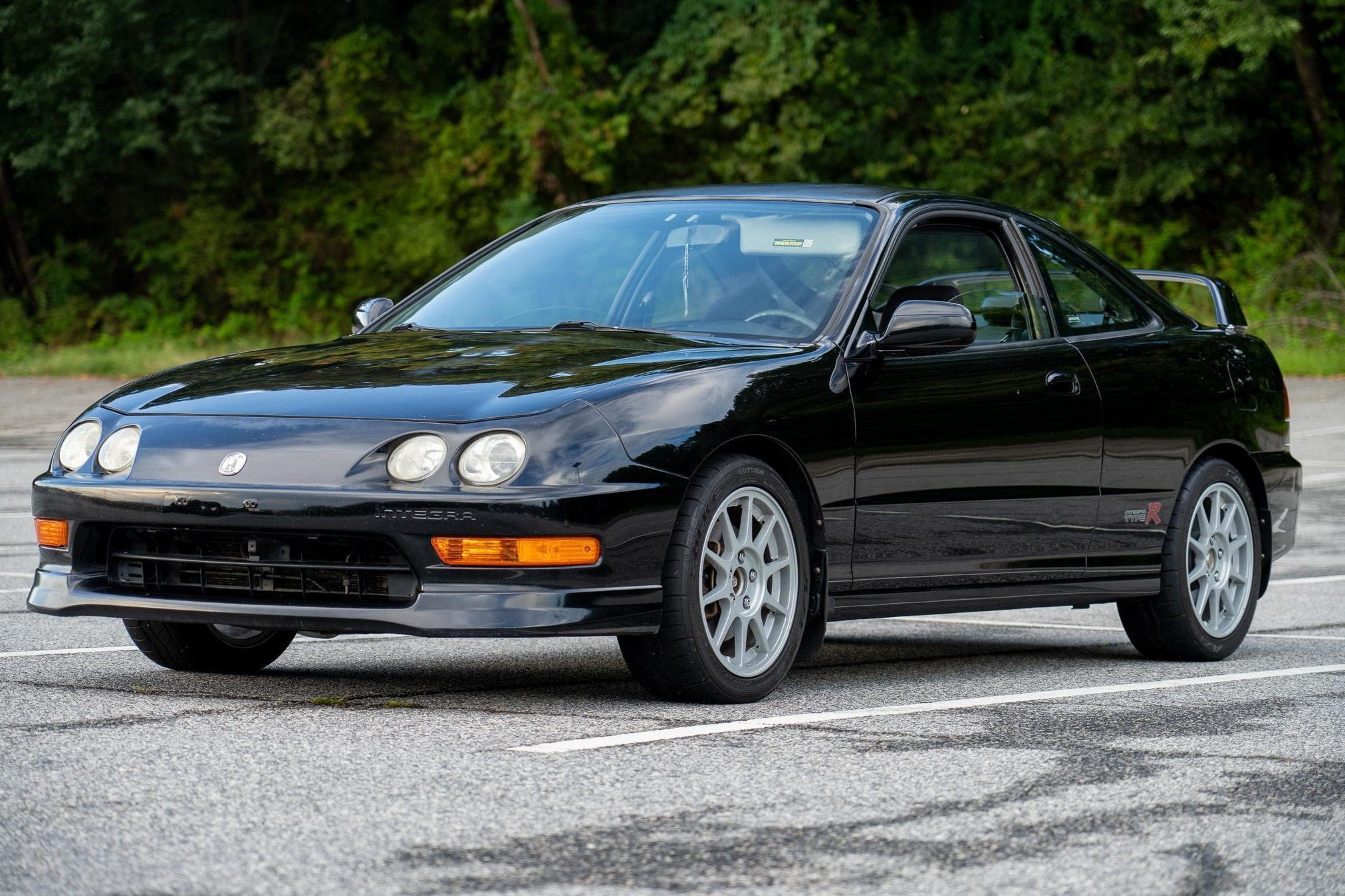 2000 Acura Integra sold for $25,500