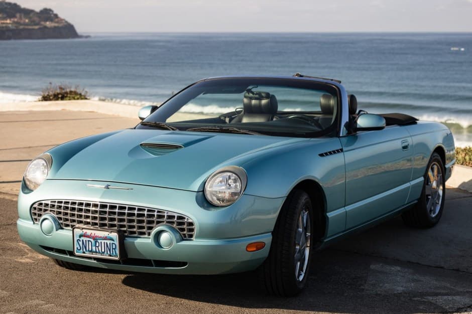 2002 Ford Thunderbird (2002-2005) sold for $12,500