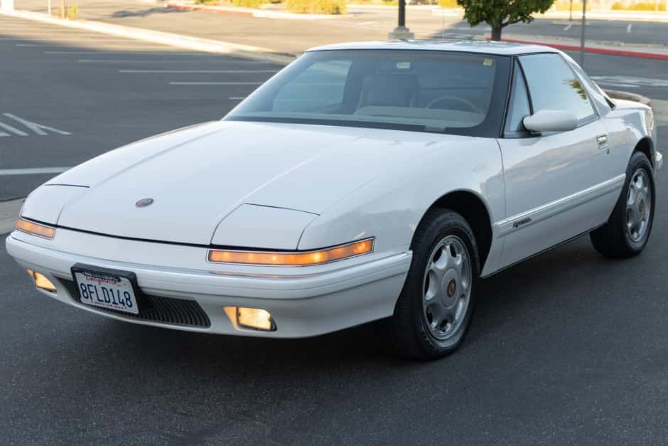 1991 Buick Reatta sold for $5,372
