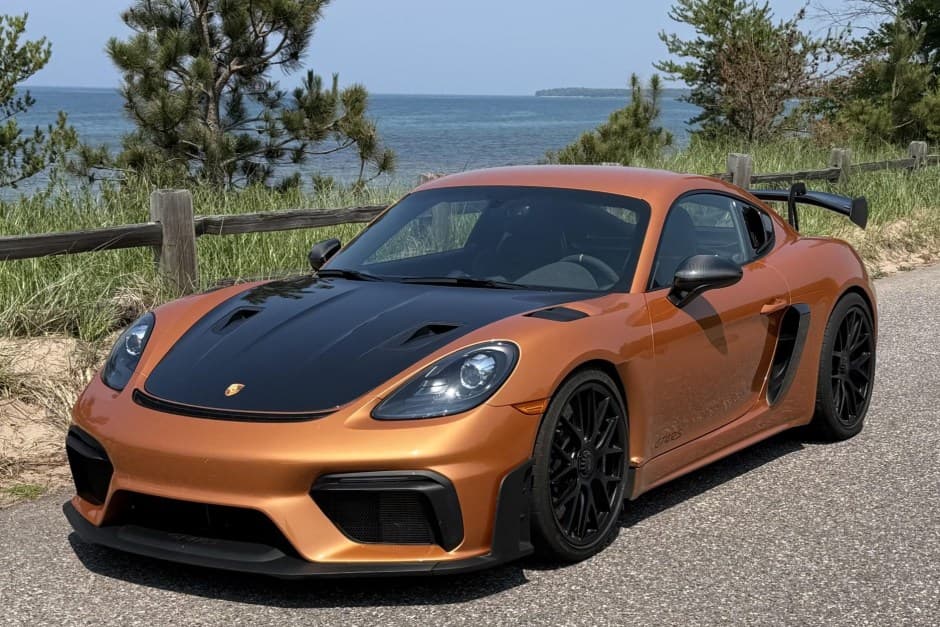 2023 Porsche Cayman GT4 sold for $186,000