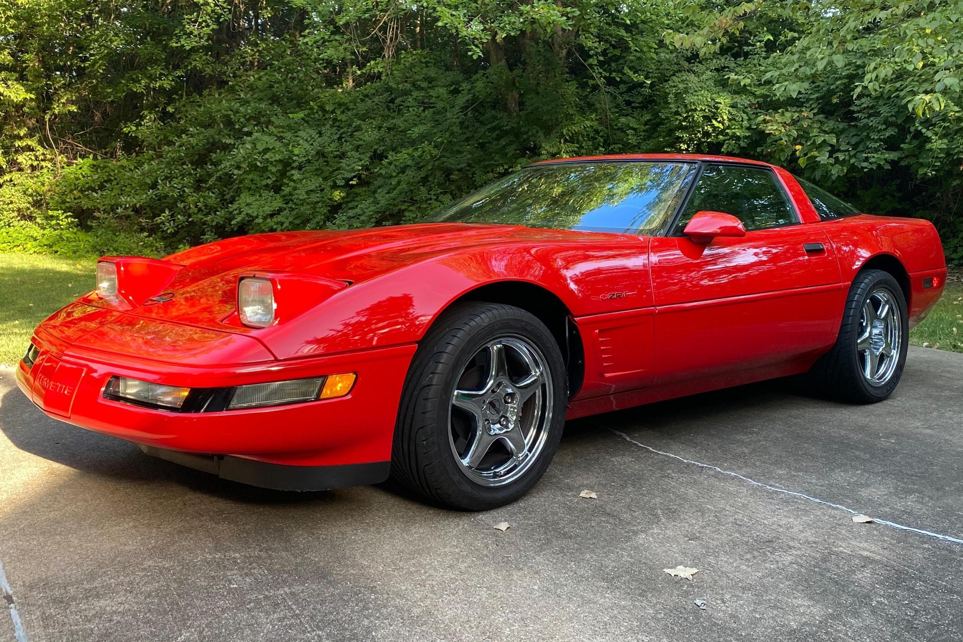 1995 Chevrolet C4 Corvette sold for $28,750