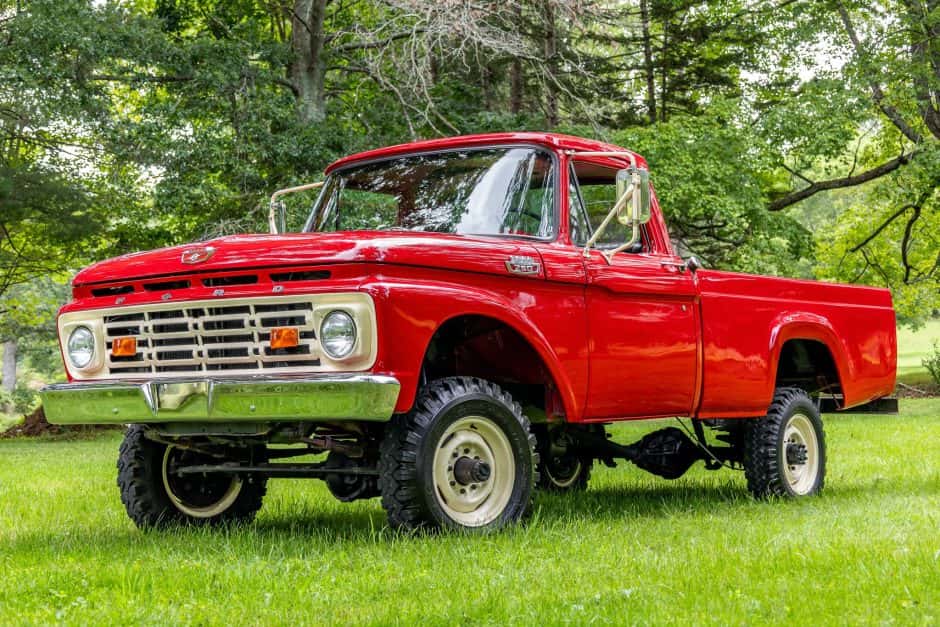 1964 Ford F-Series 1961-1966 sold for $24,800