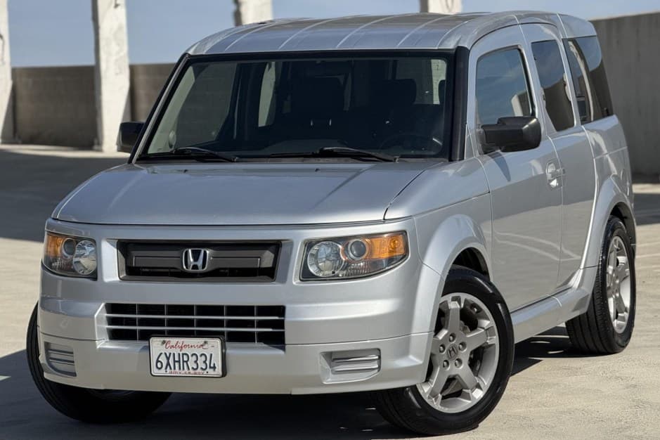 2007 Honda Element sold for $4,100