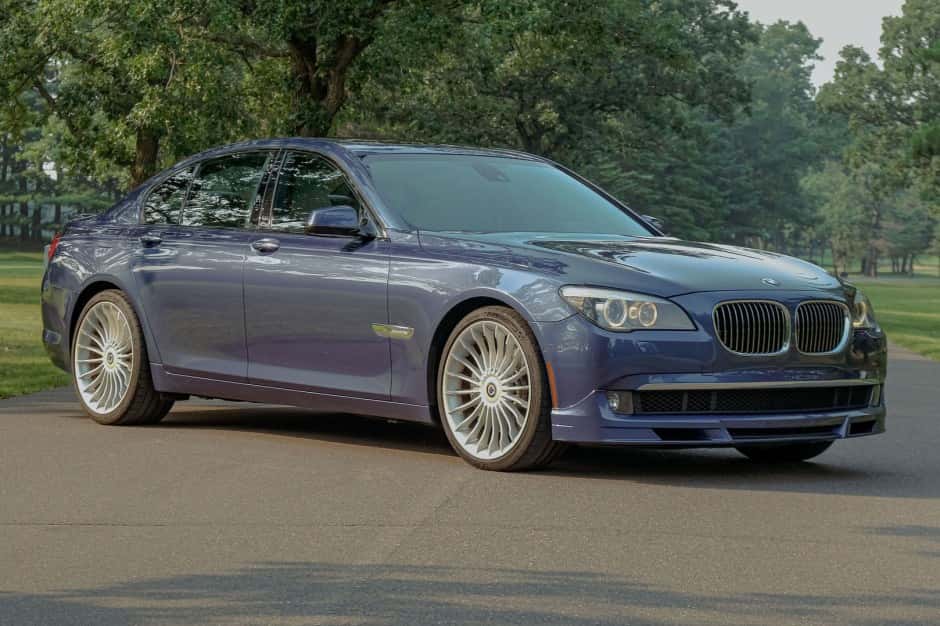 2011 BMW F01/F02 7-Series sold for $21,001