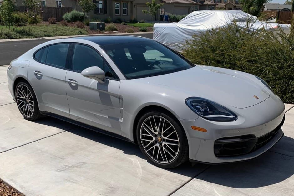 2023 Porsche Panamera sold for $67,000