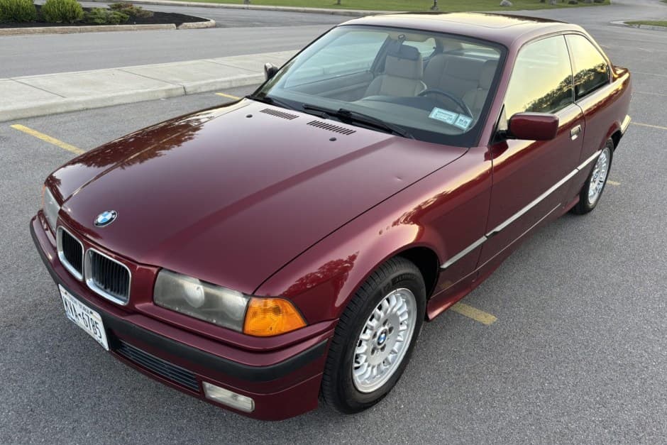 1994 BMW E36 3-Series sold for $5,100