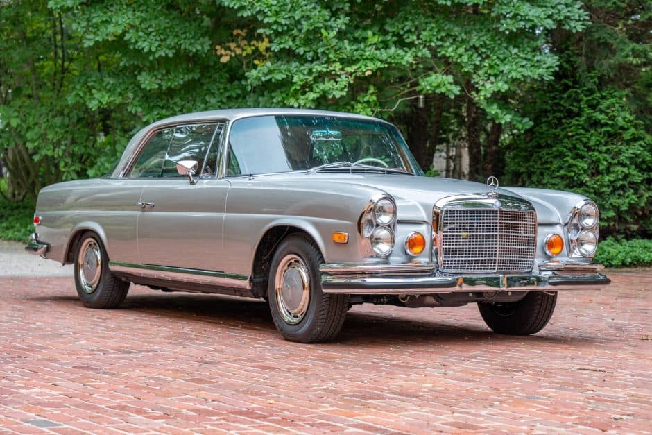 1971 Mercedes-Benz W111 Coupe & Cabriolet sold for $136,000